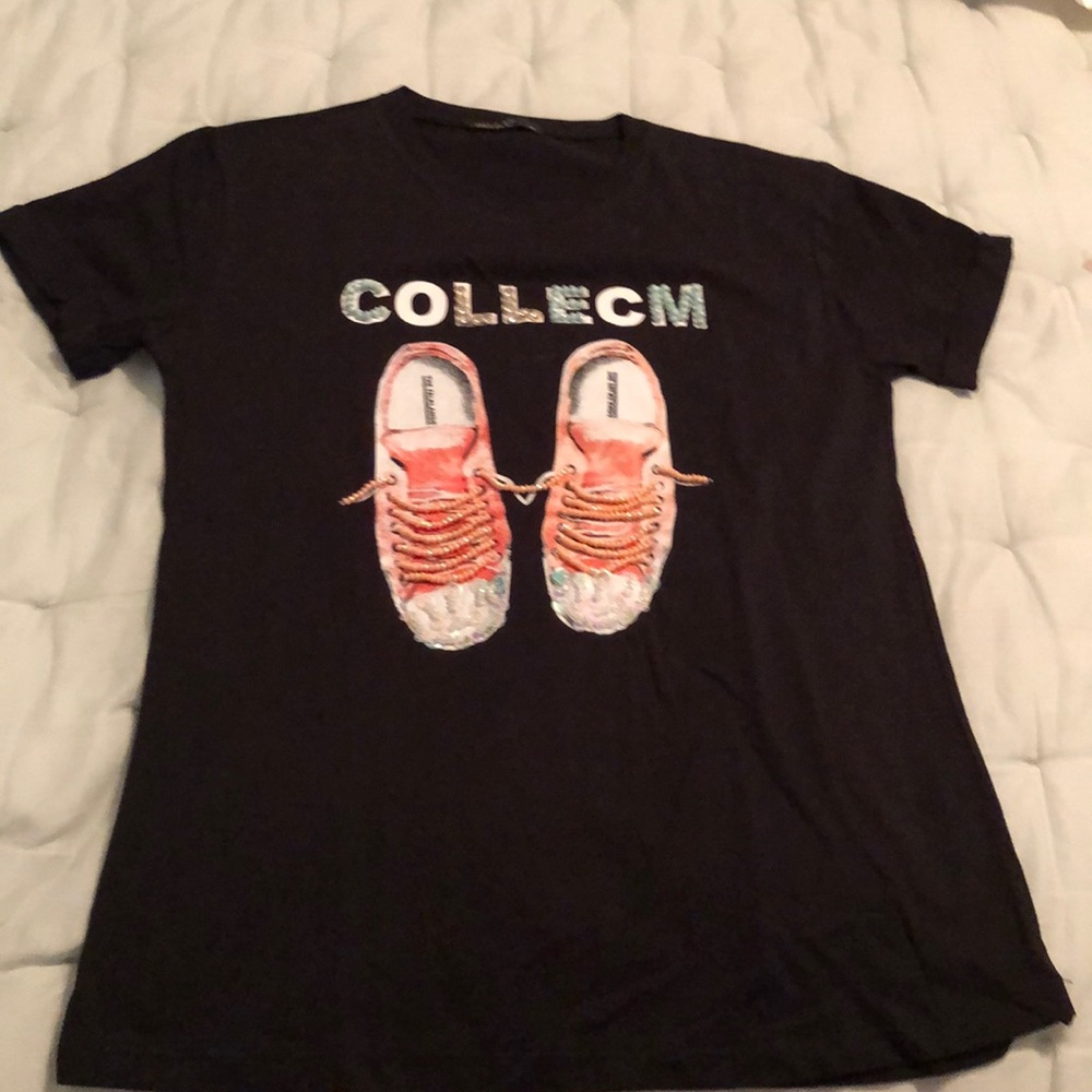 A t shirt